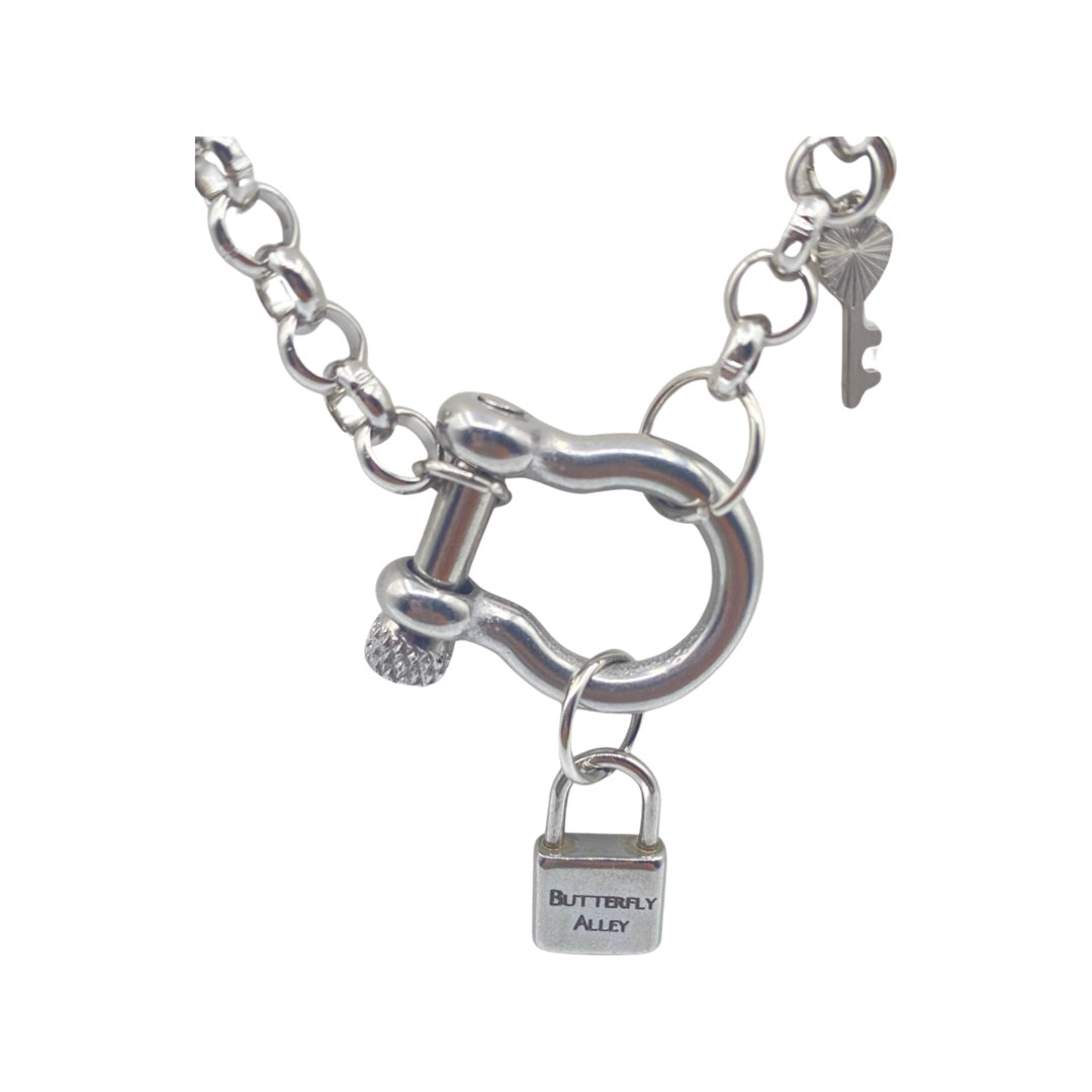 SANTANA PADLOCK NECKLACE - Butterfly Alley Jewelry