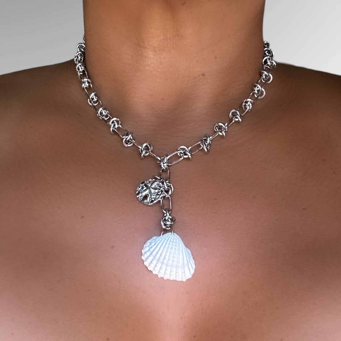 BEACH VIBES NECKLACE