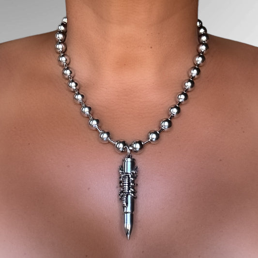 SCORPION NECKLACE - Butterfly Alley Jewelry