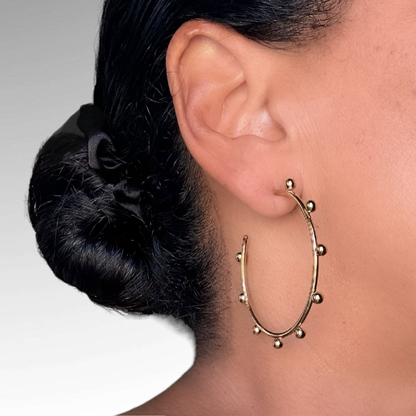 CHANTELLE HOOP EARRINGS