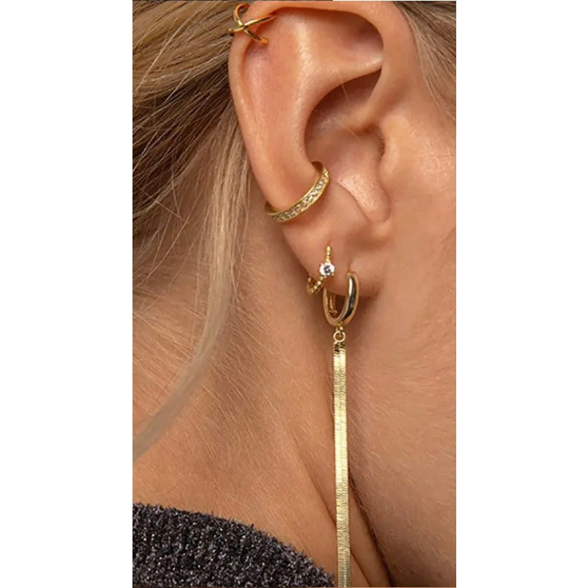 X MARKS THE SPOT EAR CUFF