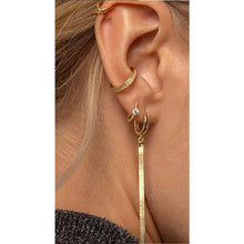 Load image into Gallery viewer, X MARKS THE SPOT EAR CUFF
